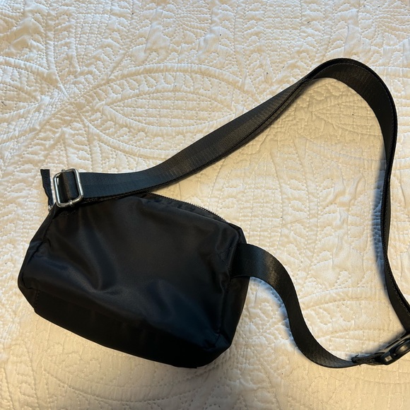 Belt Bag - Picture 3 of 3